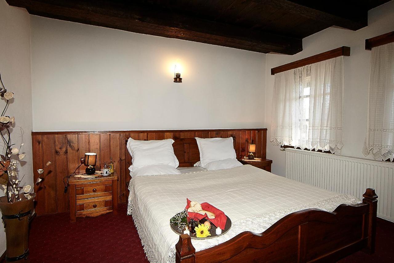 דוברינישטה Family Hotel Makedonska Kruchma מראה חיצוני תמונה