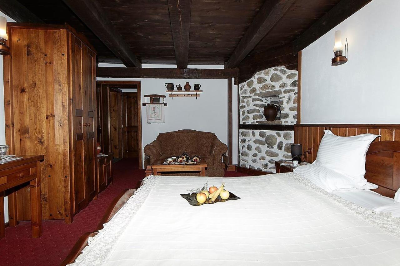 דוברינישטה Family Hotel Makedonska Kruchma מראה חיצוני תמונה