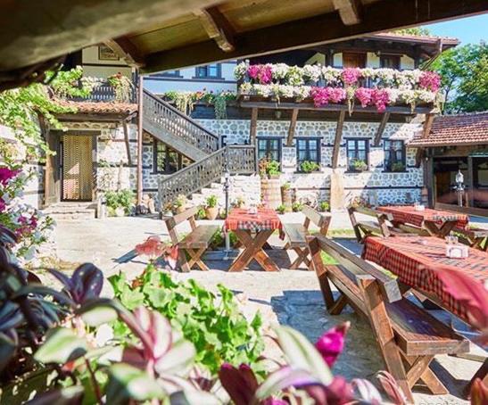 דוברינישטה Family Hotel Makedonska Kruchma מראה חיצוני תמונה