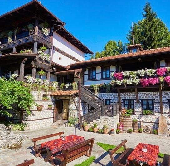 דוברינישטה Family Hotel Makedonska Kruchma מראה חיצוני תמונה